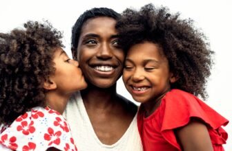 The Fantasy of the “Good Mother”: How Self-Sacrifice Is Hurting Moms—and Their Youngsters